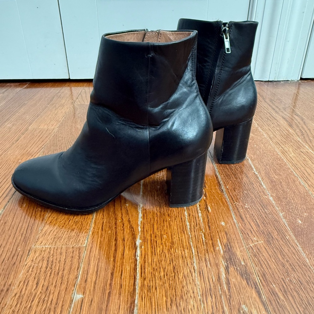 Madewell Black Leather Ankle Booties